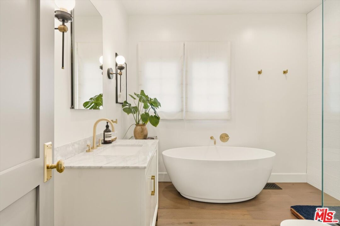 Bathroom, Free Standing Baths, Interior, Wood Texture Flooring
