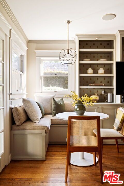 Dining room, Interior, Living room, Pendant Lights, Wood Texture Flooring