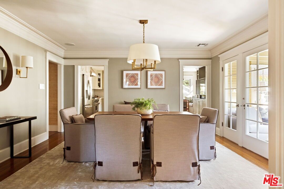 Dining room, Interior, Wood Texture Flooring