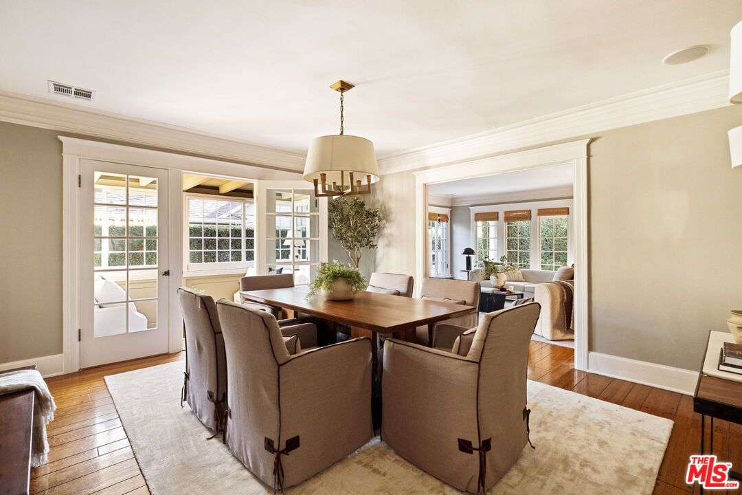 Dining room, Interior, Living room, Wood Texture Flooring