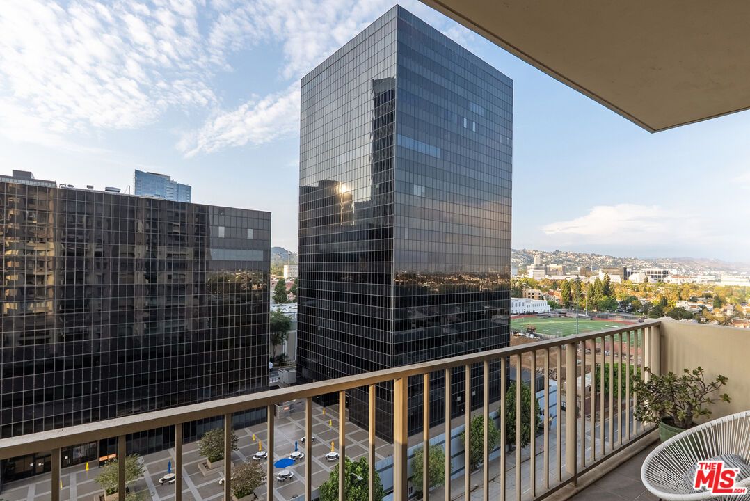 Exterior, Other, Skyline