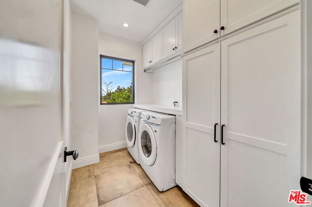 Interior, Recessed Lighting, Washer