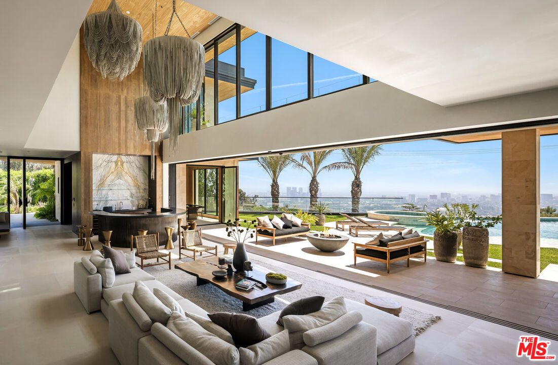 Fireplace, Interior, Living room, Water