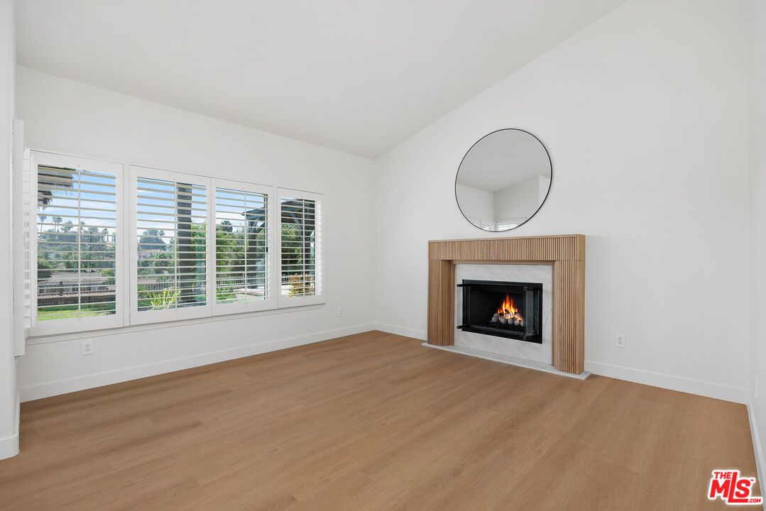 Empty room, Fireplace, Interior, Wood Texture Flooring