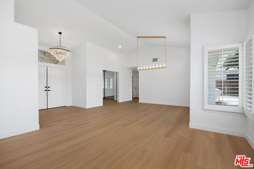 Chandelier, Empty room, Interior, Pendant Lights, Recessed Lighting, Wood Texture Flooring