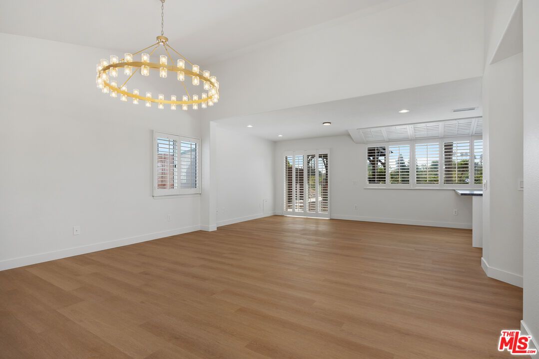 Empty room, Interior, Pendant Lights, Recessed Lighting, Wood Texture Flooring