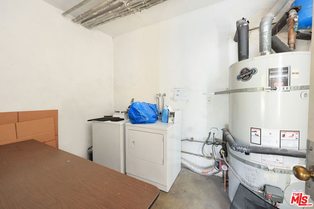 Interior, Washer