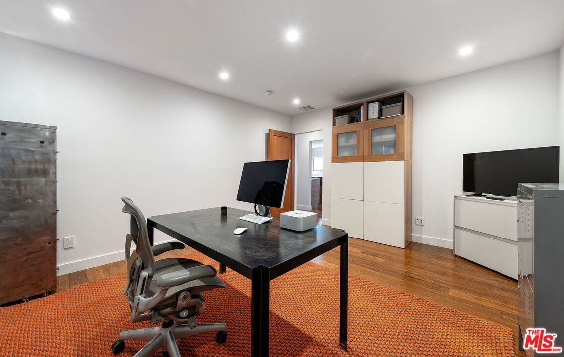 Home Office, Interior, Recessed Lighting, Wood Texture Flooring