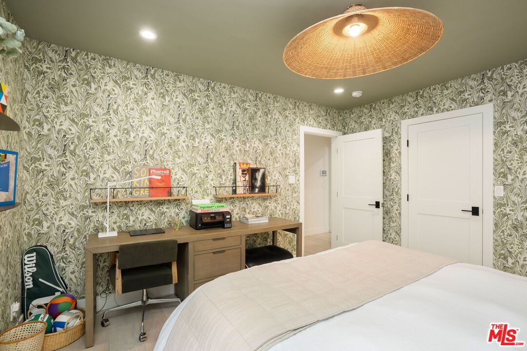 Bedroom, Home Office, Interior, Recessed Lighting