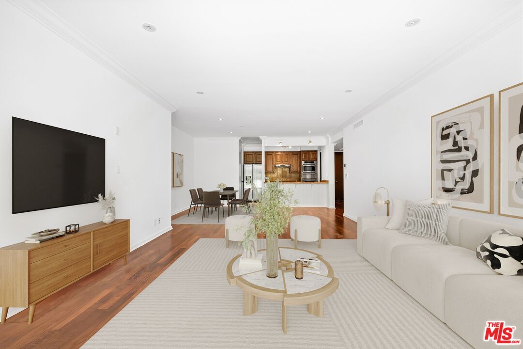 Dining room, Interior, Kitchen, Living room, Recessed Lighting, Wood Texture Flooring