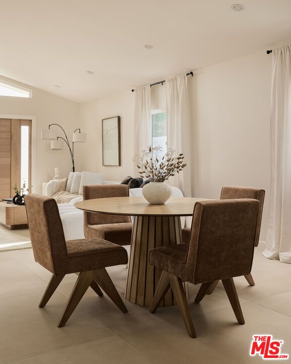 Dining room, Interior, Living room, Recessed Lighting