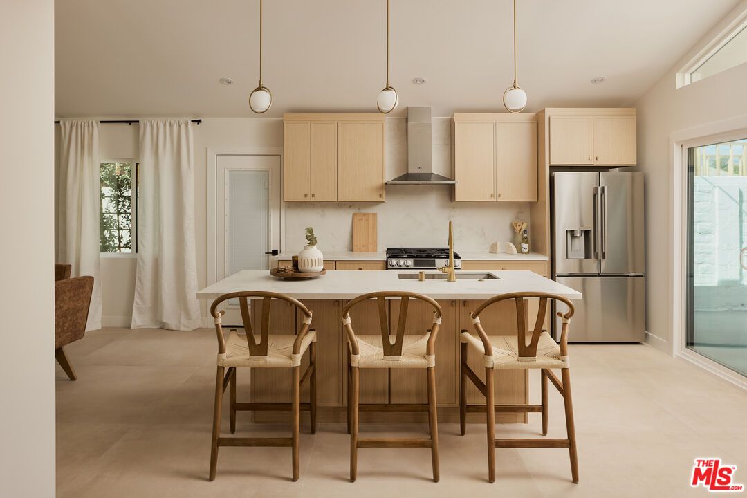 Interior, Kitchen, Pendant Lights, Stainless Steel Appliances