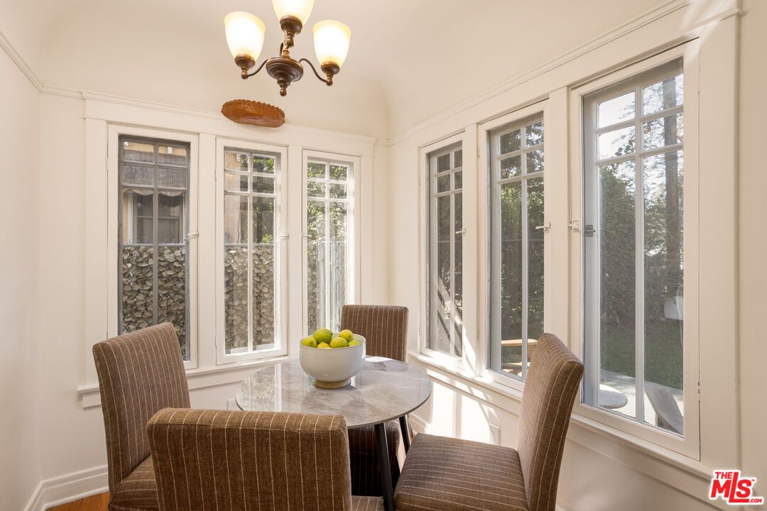Chandelier, Dining room, Interior, Sun Room, Wood Texture Flooring