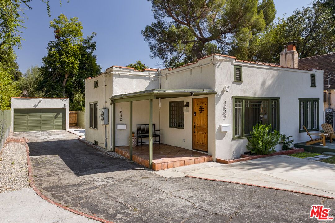 Detached Garage, Exterior, Facade, Spanish Mediterranean