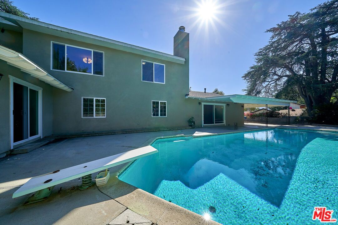 Exterior, Pool