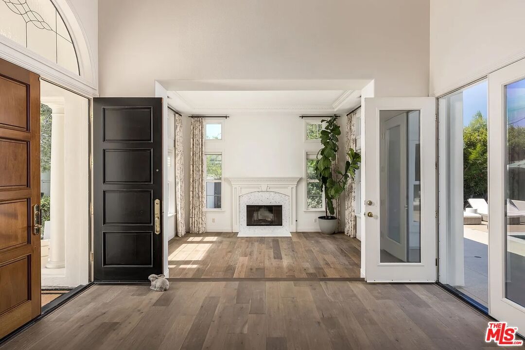 Fireplace, Interior, Wood Texture Flooring