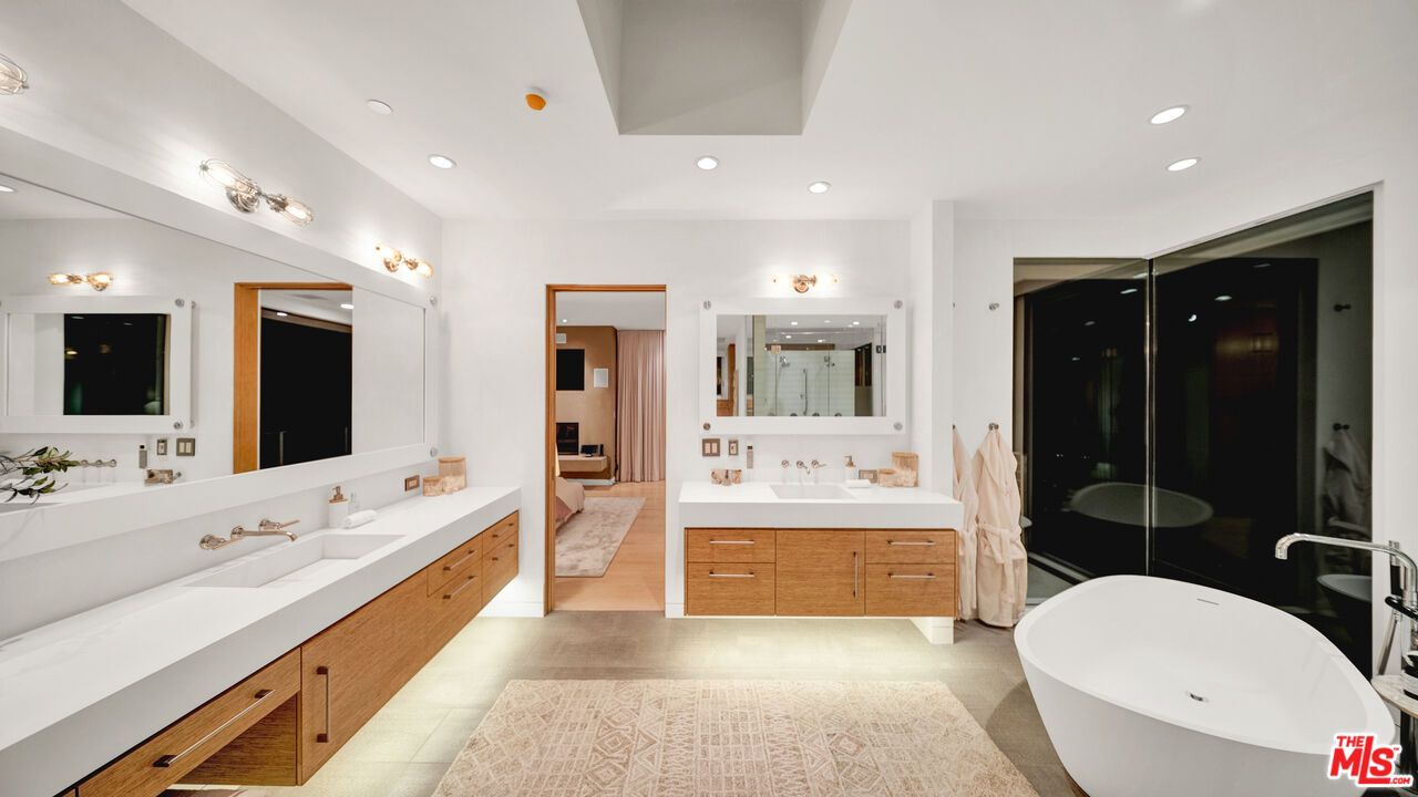 Bathroom, Dual Sink Vanities, Free Standing Baths, Glass Shower, Interior, Recessed Lighting