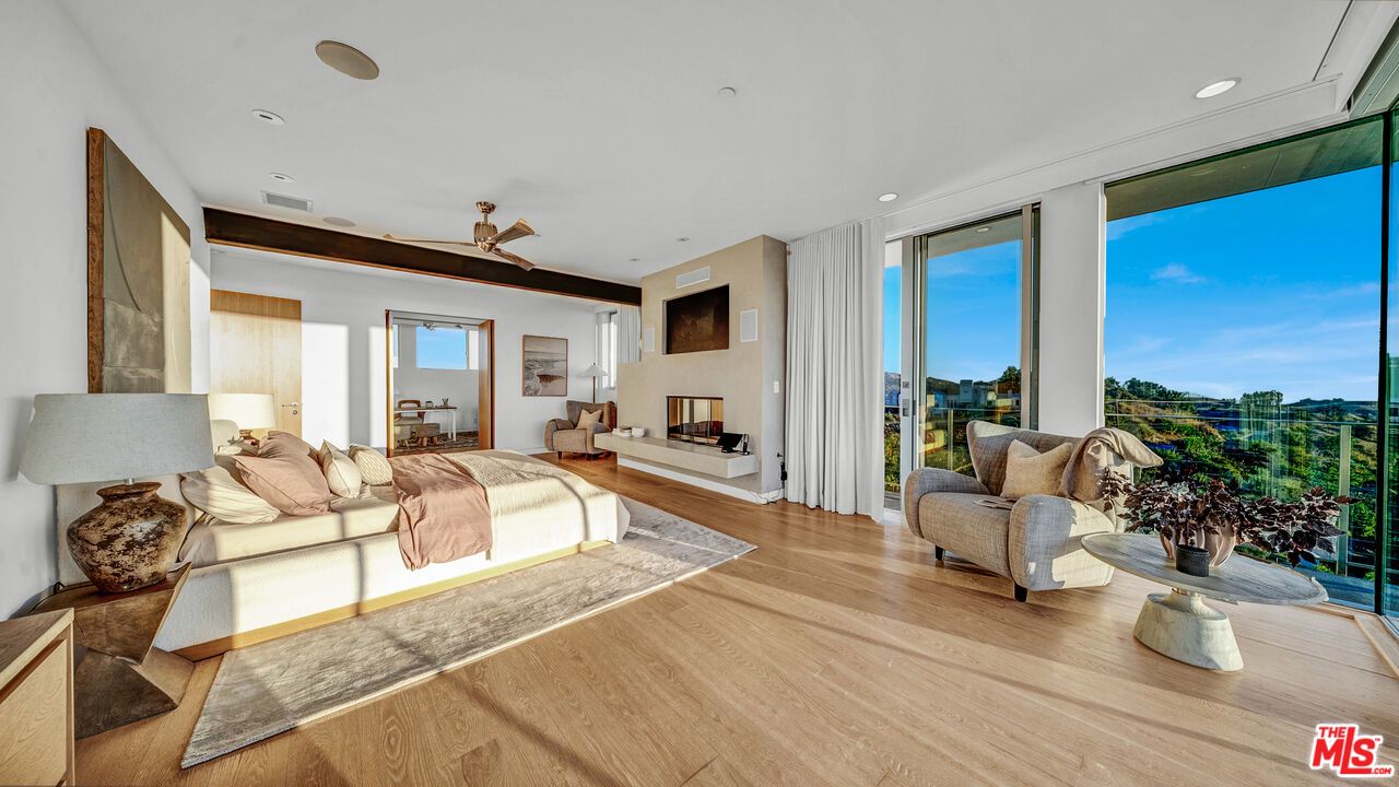 Bedroom, Fireplace, Interior, Recessed Lighting, Wood Texture Flooring