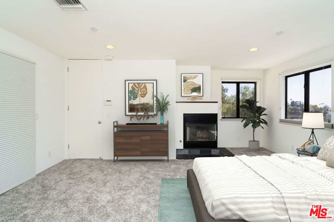 Bedroom, Fireplace, Interior, Recessed Lighting