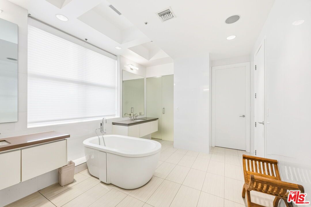 Bathroom, Free Standing Baths, Interior, Recessed Lighting