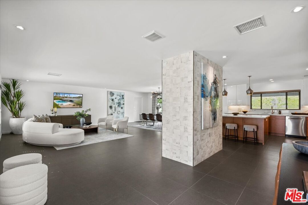 Dining room, Interior, Kitchen, Living room, Pendant Lights, Recessed Lighting