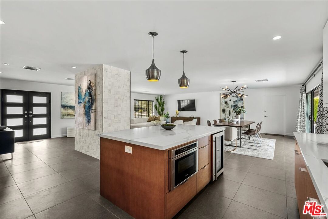 Dining room, Interior, Kitchen, Pendant Lights, Recessed Lighting