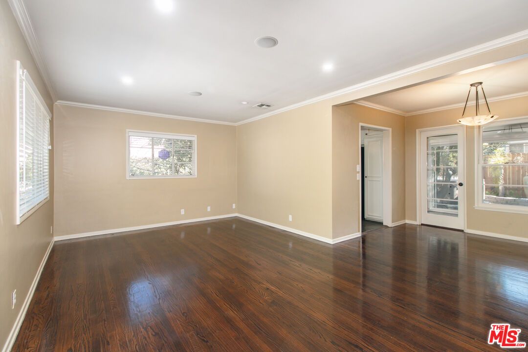 Empty room, Interior, Pendant Lights, Recessed Lighting, Wood Texture Flooring