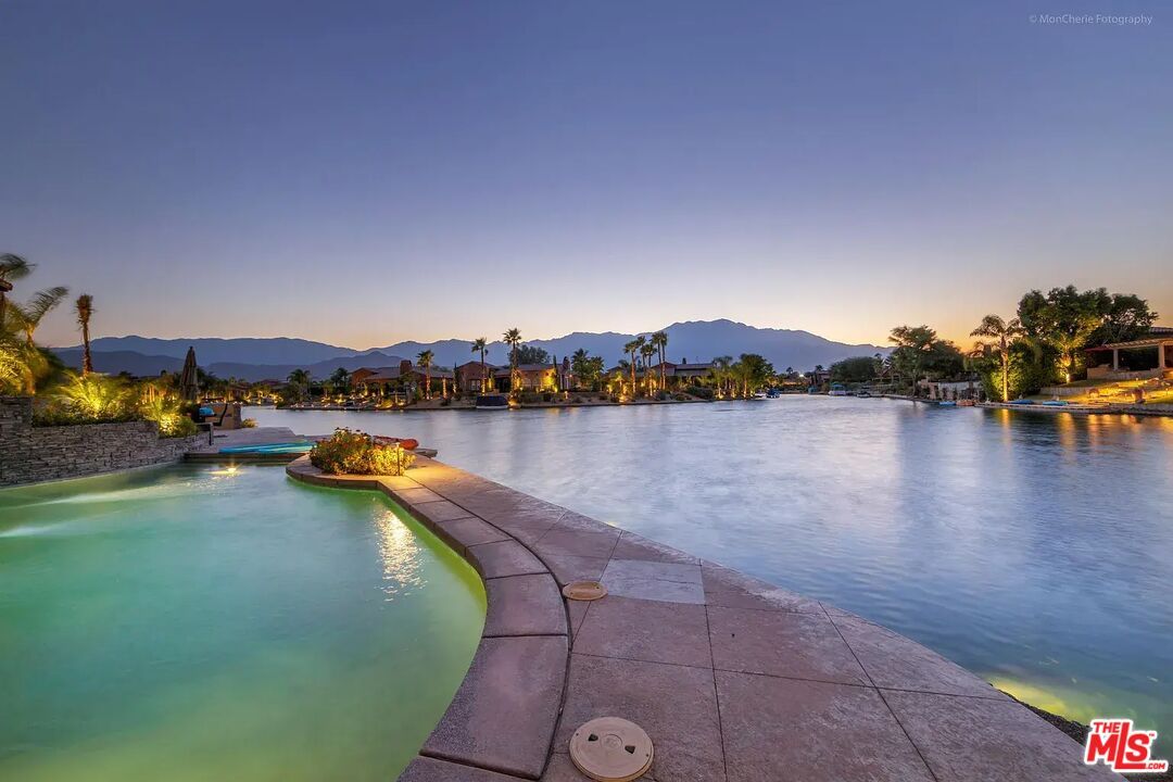 Exterior, Pool, Water