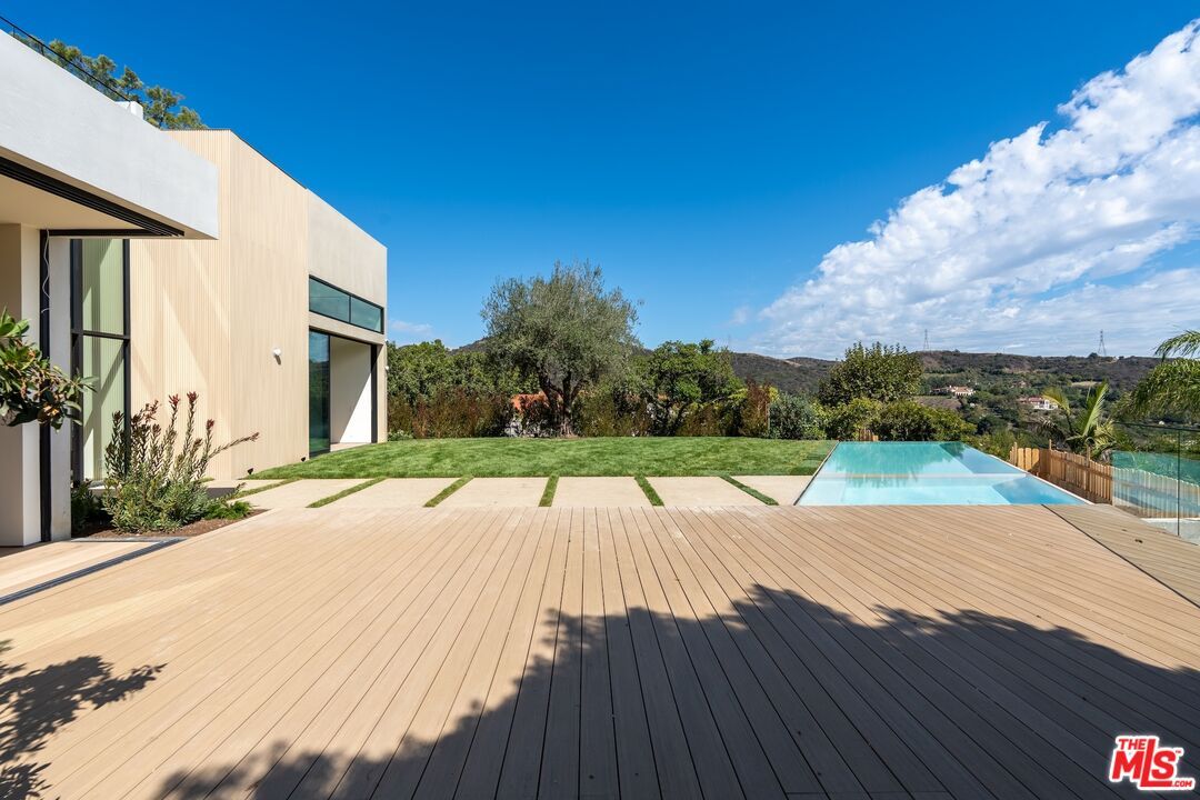 Backyard, Exterior, Pool