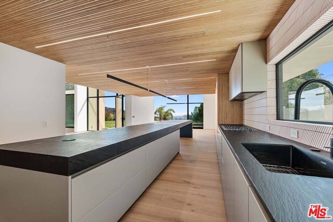 Interior, Kitchen, Recessed Lighting, Wooden Ceilings, Wood Texture Flooring