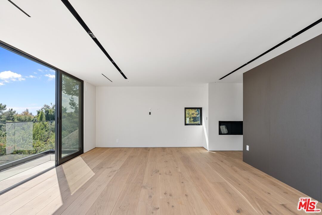 Empty room, Fireplace, Interior, Wood Texture Flooring