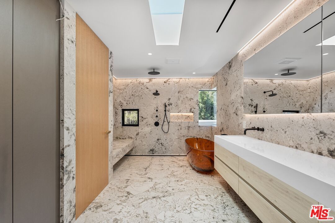 Bathroom, Interior, Marble Walls, Recessed Lighting