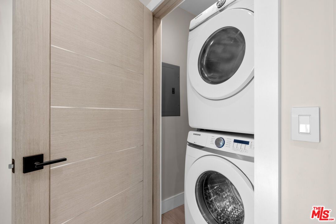 Interior, Utility Closets, Washer