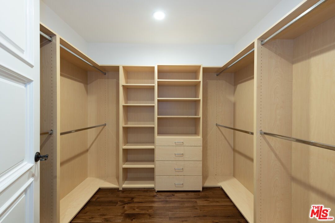 Interior, Recessed Lighting, Walk-in Closets, Wood Texture Flooring