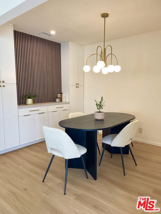 Dining room, Interior, Pendant Lights, Recessed Lighting, Wood Texture Flooring