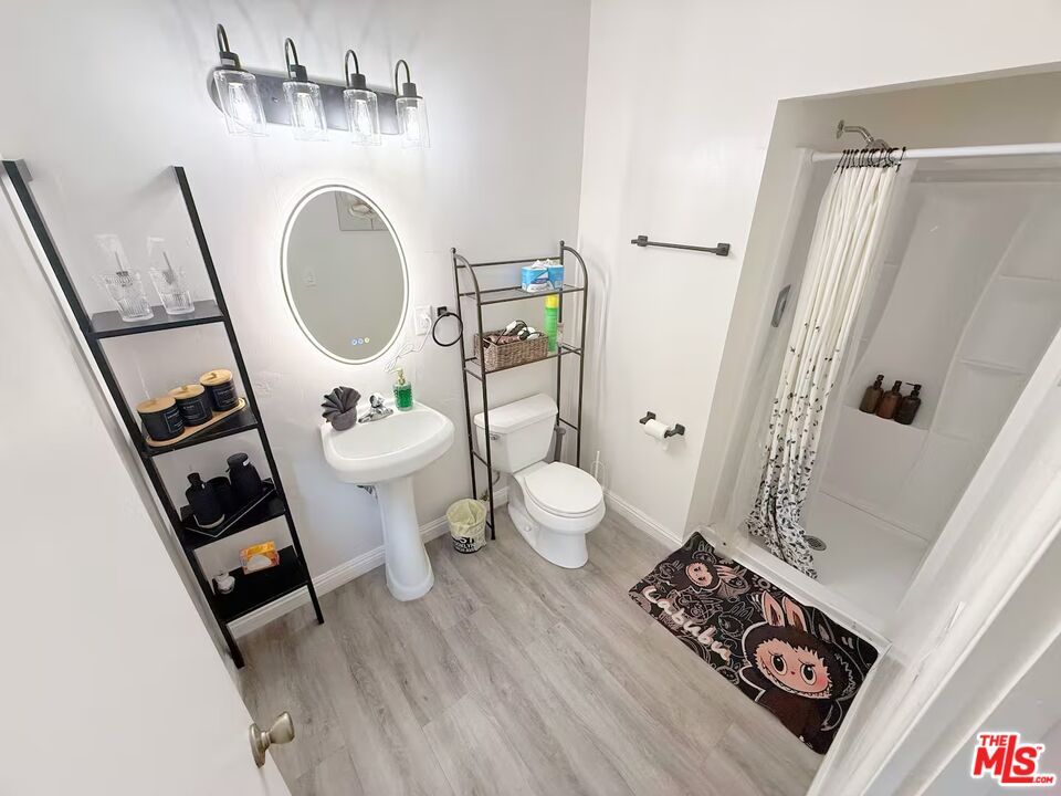 Bathroom, Interior, Wood Texture Flooring