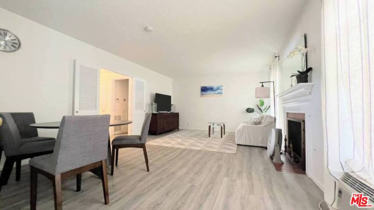 Dining room, Fireplace, Interior, Wood Texture Flooring