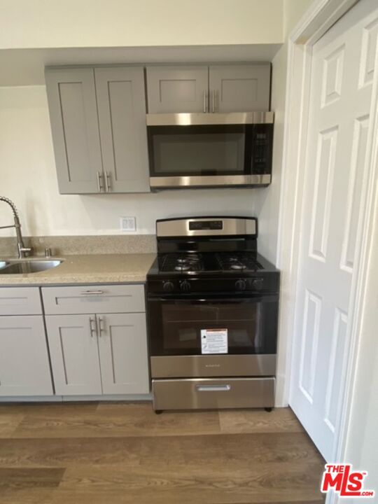 Interior, Kitchen, Stainless Steel Appliances, Wood Texture Flooring