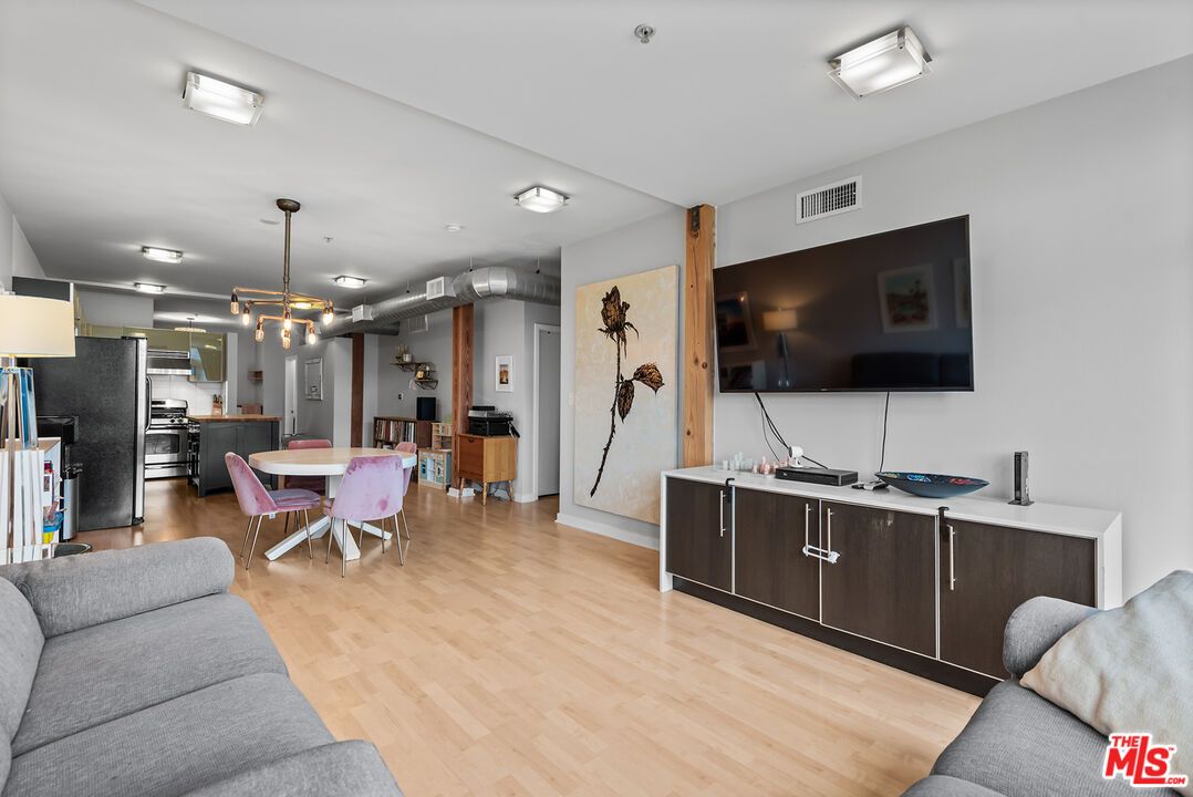 Dining room, Interior, Kitchen, Living room, Pendant Lights, Wood Texture Flooring