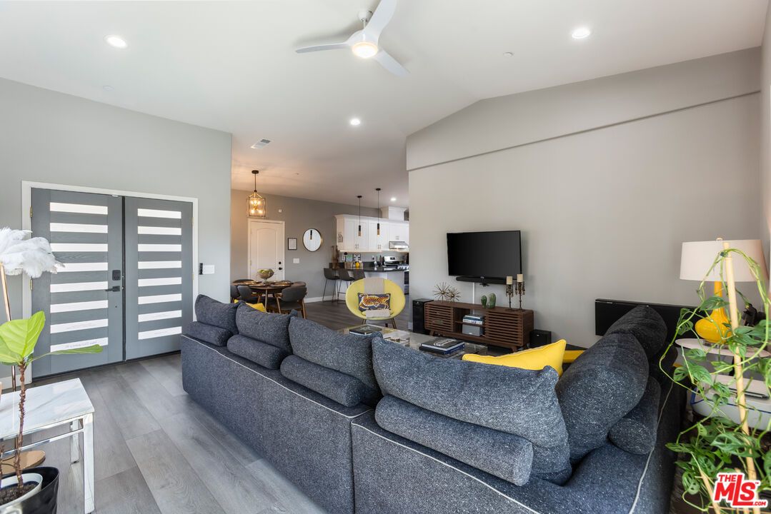 Dining room, Interior, Kitchen, Living room, Pendant Lights, Recessed Lighting, Wood Texture Flooring