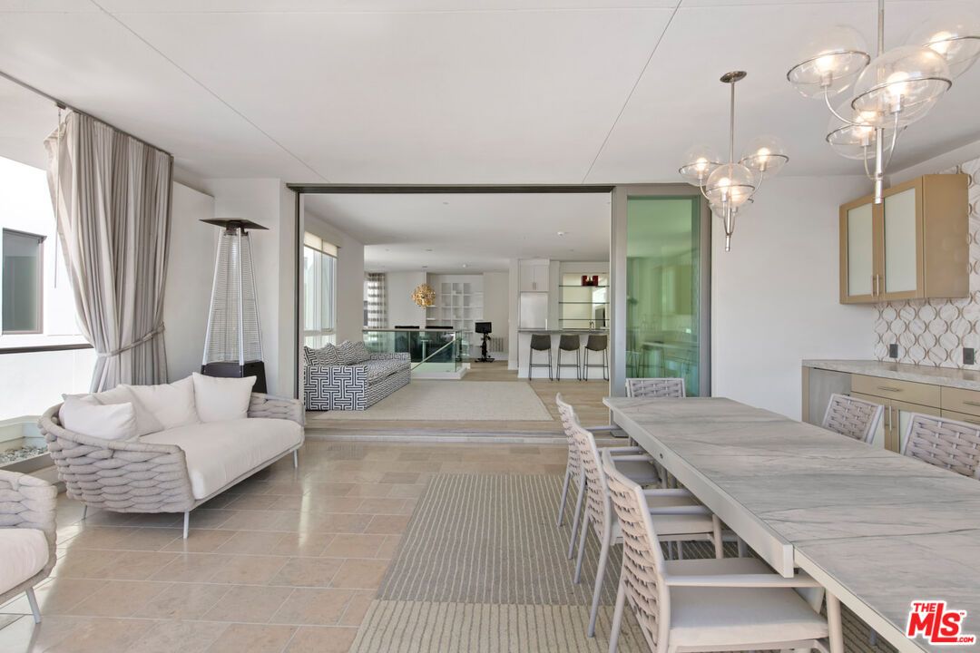 Dining room, Interior, Pendant Lights