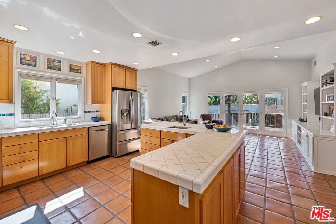 Interior, Kitchen, Recessed Lighting, Tile Countertops
