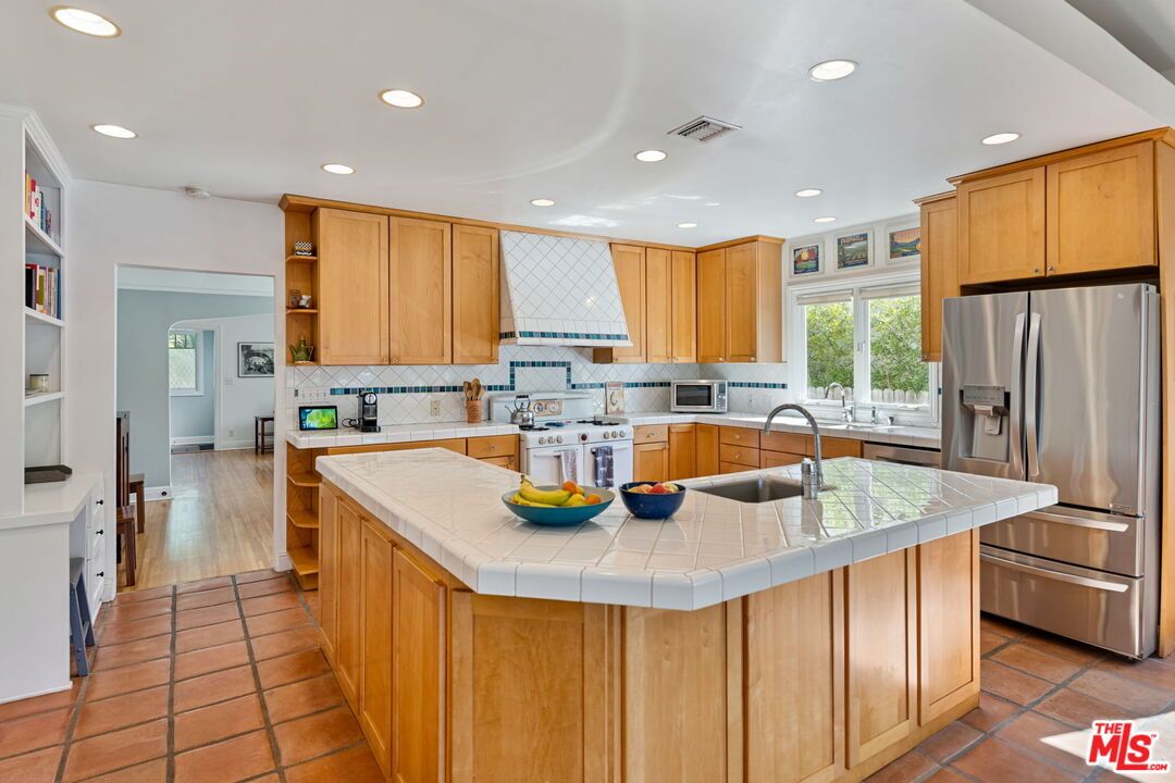 Interior, Kitchen, Recessed Lighting, Stainless Steel Appliances, Tile Countertops