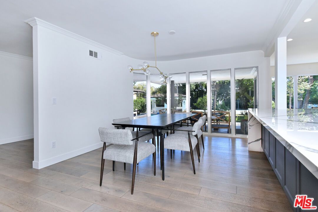 Dining room, Interior, Pendant Lights, Recessed Lighting, Wood Texture Flooring
