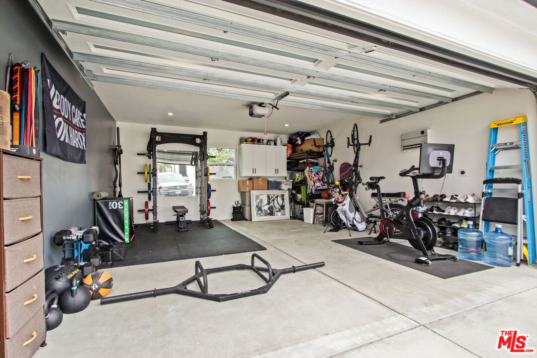 Fitness Equipment, Garage, Interior