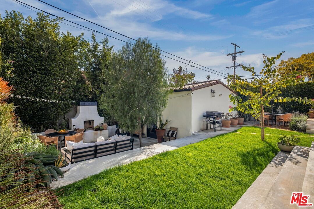 Backyard, Exterior, Fireplace