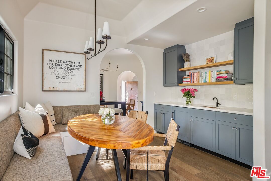 Dining room, Interior, Pendant Lights, Recessed Lighting, Wood Texture Flooring