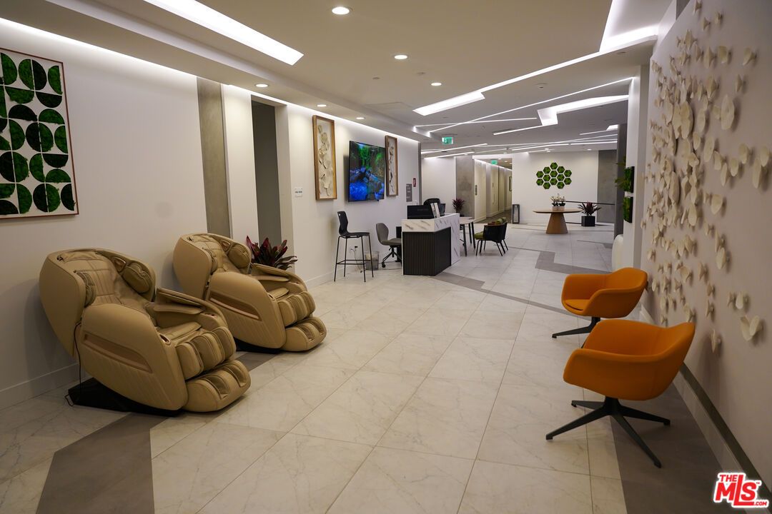 Interior, Marble, Recessed Lighting