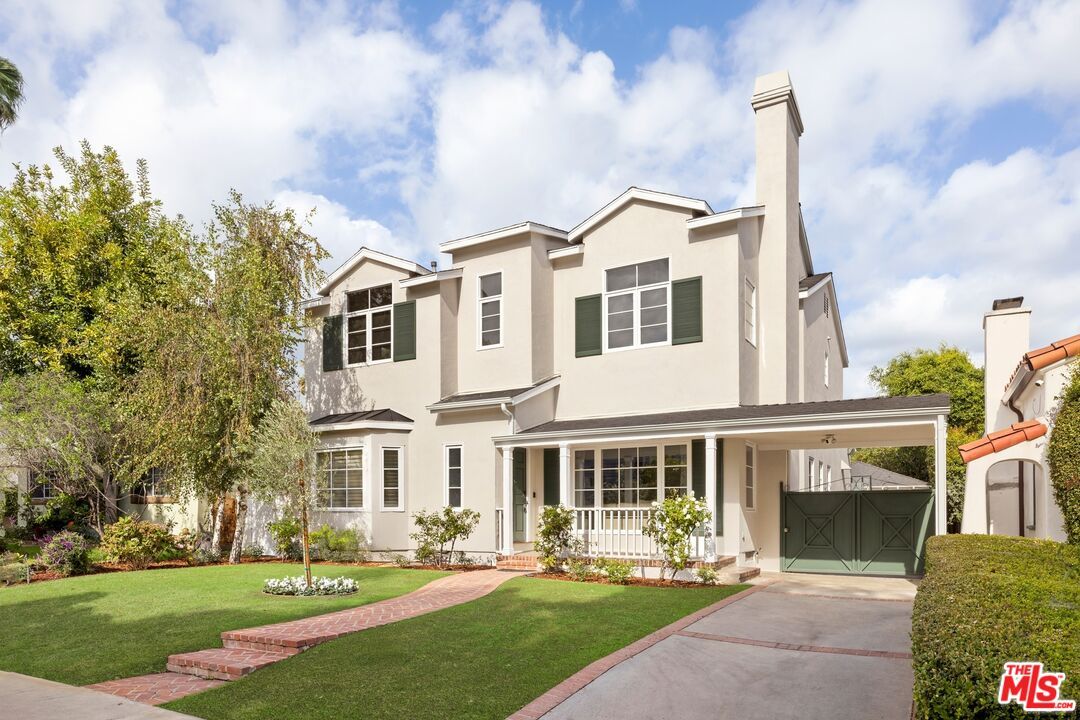 Attached, Backyard, Exterior, Facade, Farmhouse