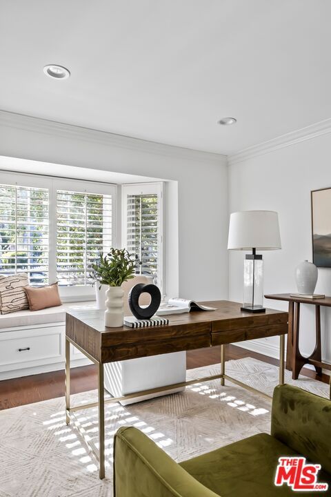 Home Office, Interior, Recessed Lighting, Wood Texture Flooring
